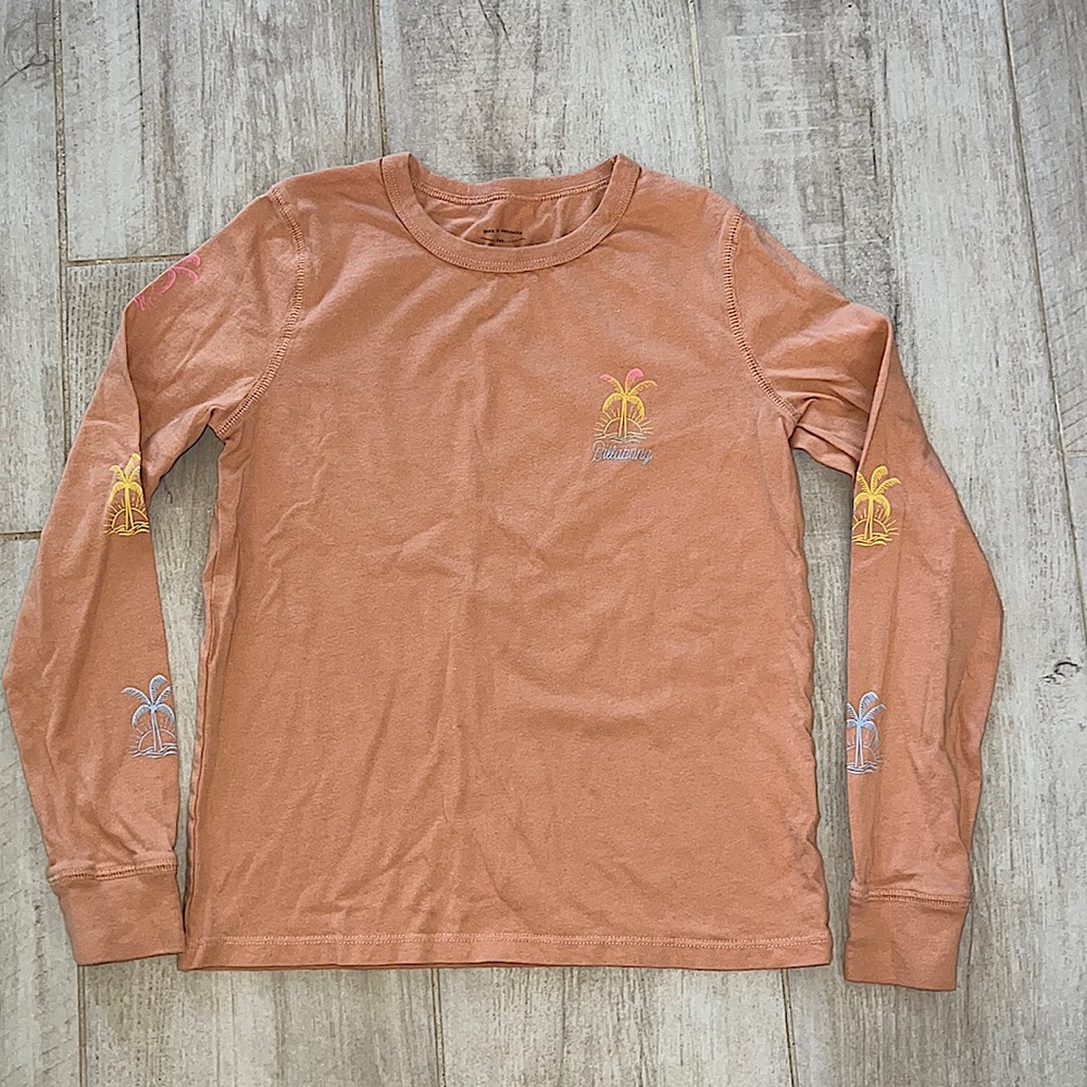 NWOT Billabong Long Sleeve Printed Top